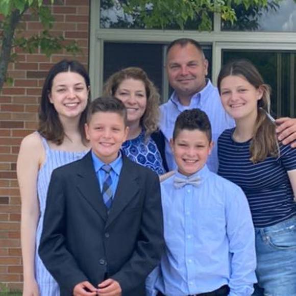 Meet your Posher, Cristy - Picture 1 of 1